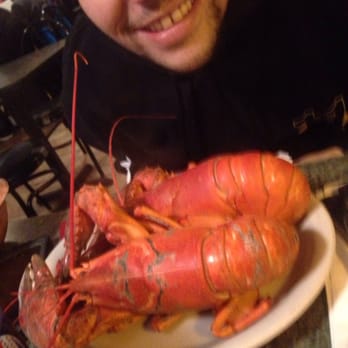 The Causeway Restaurant - Twin lobster - Seafood Near Me - Gloucester, Massachusetts