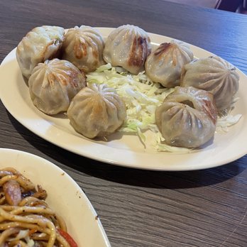Everest Chilli Pepper - Chicken momo's - Himalayan/Nepalese Near Me - Roseville, California Everest Chilli Pepper - Chicken momo's - Himalayan/Nepalese Near Me - Roseville, California