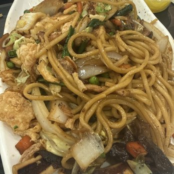 Paik's Noodle - Stir fried noodles - Chinese Near Me - Ridgefield, New Jersey