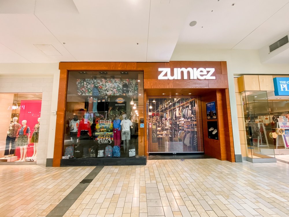 ZUMIEZ Updated September 2024 37 Reviews 925 Blossom Hill Rd, San