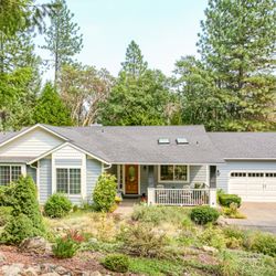 David West Real Estate at John L Scott Grants Pass - 441 Jess Way Listed and Sold.