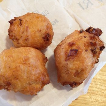 Iggy's Doughboys & Chowder House - Clam Cakes - Seafood Near Me - Warwick, Rhode Island