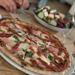 Mamma Dough - Popeyes pizza and salad special to share