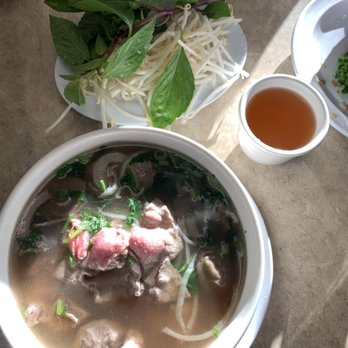Pho An Hoa - Rare beef pho with beef balls - Vietnamese Near Me - San Leandro, California