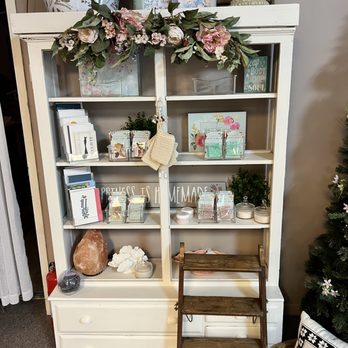 Lilly Rae in the Hamlet - a white bookcase with shelves and a ladder - Skin Care Near Me - Highland, New York Lilly Rae in the Hamlet - a white bookcase with shelves and a ladder - Skin Care Near Me - Highland, New York