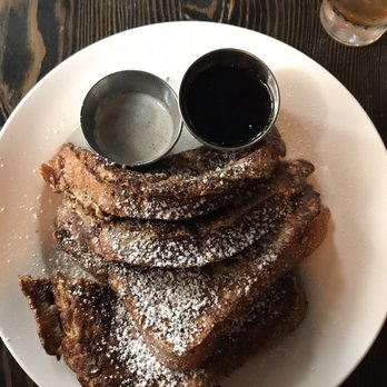 Jerry's Bar - Vanilla Cinnamon Brioche French Toast - Cocktail Bars Near Me - Philadelphia, Pennsylvania