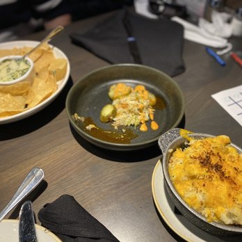 Makers Union - Spinach and Artichoke Dip and Mac and Cheese - Pubs Near Me - Reston, Virginia Makers Union - Spinach and Artichoke Dip and Mac and Cheese - Pubs Near Me - Reston, Virginia