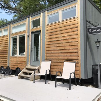 Tiny Estates - The Chairman tiny home. It has three separate sleeping areas (including the pull-out sofa) and felt very spacious. - Vacation Rentals Near Me - Elizabethtown, Pennsylvania