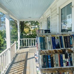 Friends of the Library Bookstore - Outside