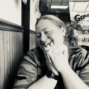 Grandma Vickie's Cafe - Enjoyed meal and our company - Diners Near Me - Lake Geneva, Wisconsin