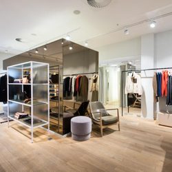 Closed Shop Women & Men