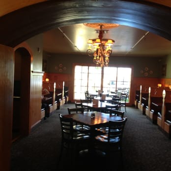 Gustav's - One of the dining areas - Pubs Near Me - Vancouver, Washington