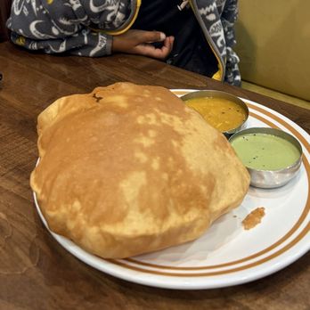 Mavalli Tiffin Rooms - Poori sagu - Vegetarian Near Me - Mississauga, Ontario