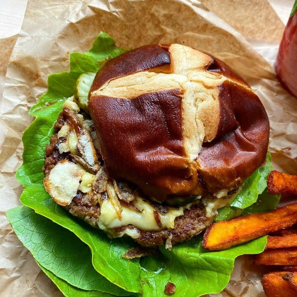Elephant And Vine - BBQ Burger - Vegan Near Me - Evanston, Illinois Elephant And Vine - BBQ Burger - Vegan Near Me - Evanston, Illinois