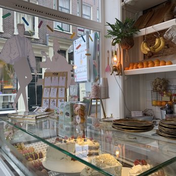 Le Petit Deli - Breakfast & Brunch Near Me - Amsterdam, New Hampshire