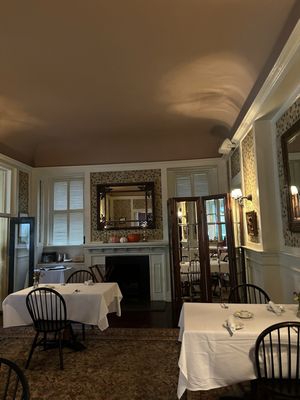 Elizabeth's on 37th by null