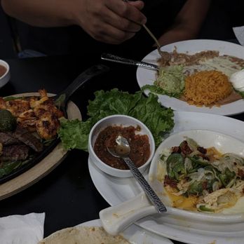 Los Compadres - Queso Fundido, fajitas, rice, beans, guac - Mexican Near Me - Long Beach, California