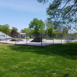 Hartford City Skate Park - skate park near King Park