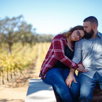 Robert Hall Winery - Wine Tasting Room Near Me - Paso Robles, California