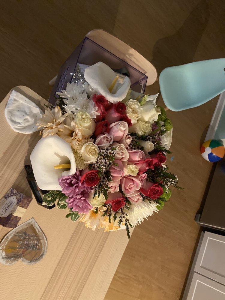 MARINA FLOWERS Updated May 2024 84 Photos & 48 Reviews 734 E Hyde