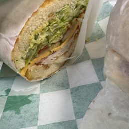 Minimal turkey more lettuce