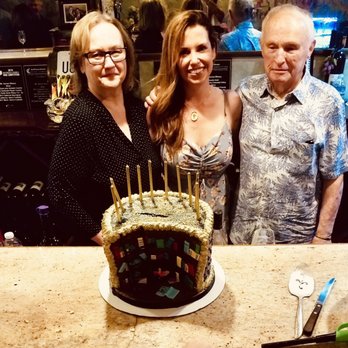 Gina Maries Custom Desserts - Cake - Bakeries Near Me - Auburn, California