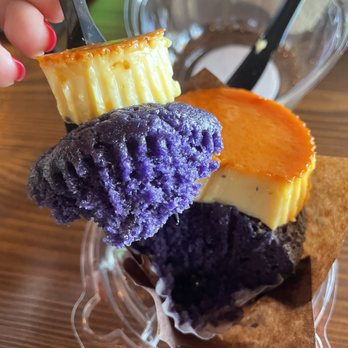 Cafe 86 - Leche flan & Ube cupcake - Desserts Near Me - San Diego, California
