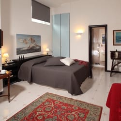 Roma Central Guest House - Triple & Bathroom