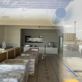Dave's Hot Chicken - Inside - Chicken Shop Near Me - Menifee, California