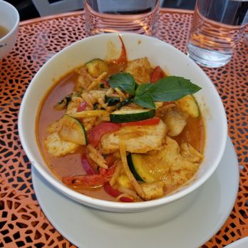 Mandala Kitchen & Bar - Red curry with chicken - Thai Near Me - Austin, Texas Mandala Kitchen & Bar - Red curry with chicken - Thai Near Me - Austin, Texas