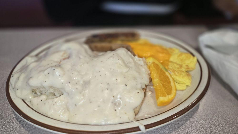 Blueberry Hill Family Restaurant - Photo 3