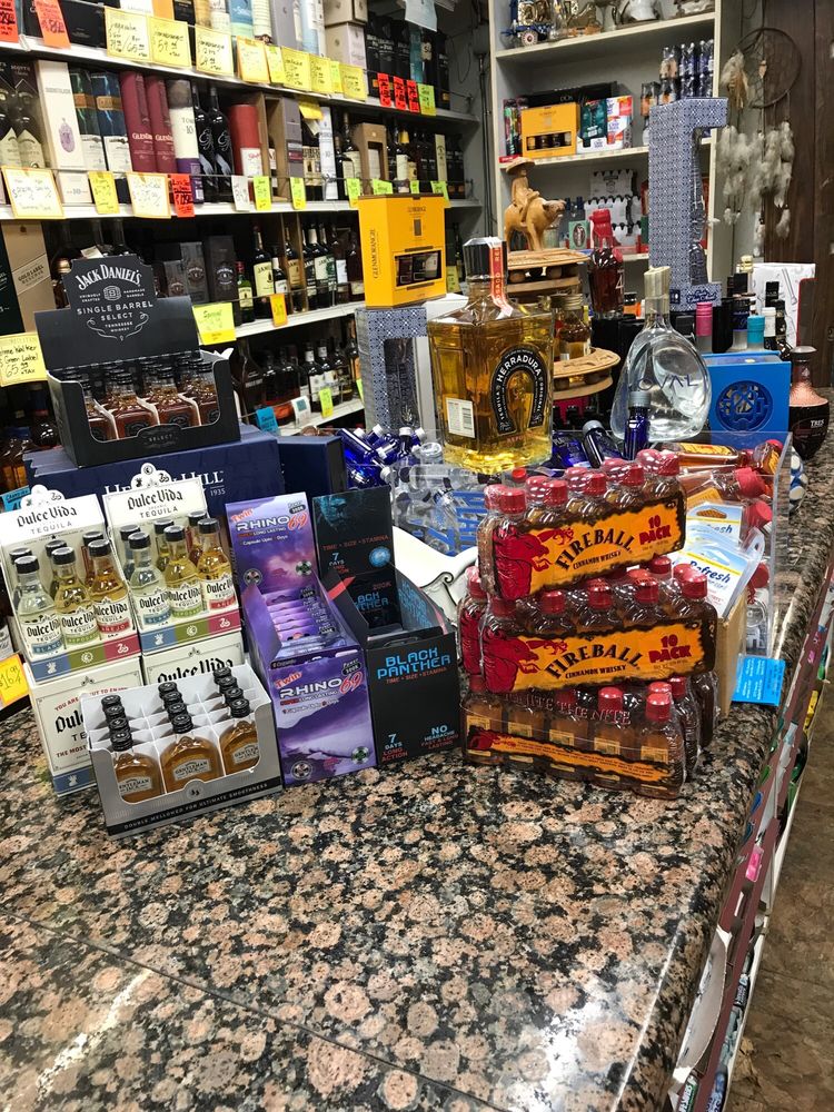 PARTY HOUSE LIQUORS Updated May 2024 27 Photos & 15 Reviews 29160