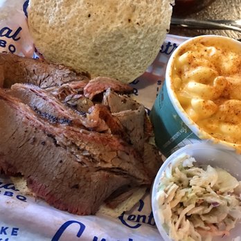 Central BBQ - Brisket sandwich with Mac and cheese!! - Barbeque Near Me - Memphis, Tennessee Central BBQ - Brisket sandwich with Mac and cheese!! - Barbeque Near Me - Memphis, Tennessee