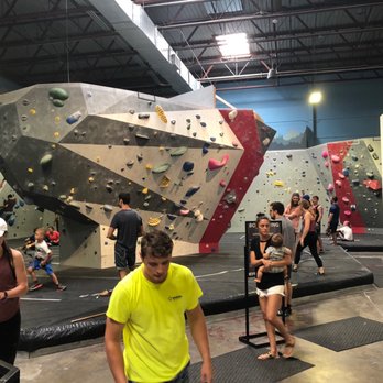 Vertical Ventures - Rock Climbing Near Me - St. Petersburg, Florida