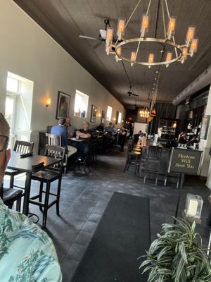 523 Tap & Grill by null