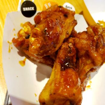Buffalo Wild Wings - American Near Me - Oceanside, California