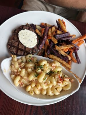 Circle H Chophouse by null