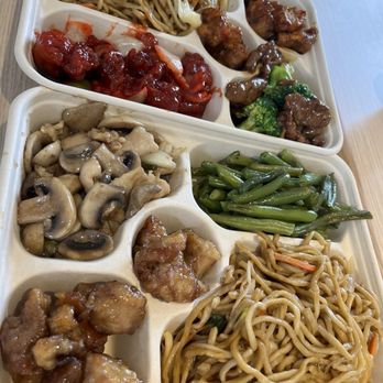 Eaping Fresh Chinese - $12.50 per plate! So good. - Chinese Near Me - Mountain View, California Eaping Fresh Chinese - $12.50 per plate! So good. - Chinese Near Me - Mountain View, California