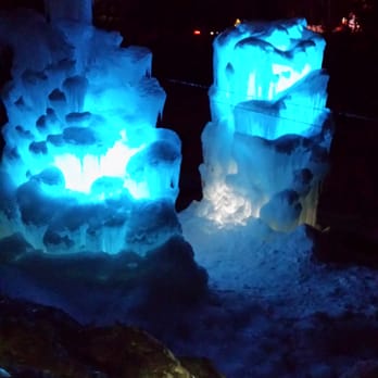 Loon Mountain Resort - Ice Castle, 2014 - Ski Resorts Near Me - Lincoln, New Hampshire Loon Mountain Resort - Ice Castle, 2014 - Ski Resorts Near Me - Lincoln, New Hampshire