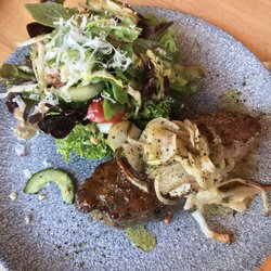Gaststätte Schlemmer-Kate - Rumpsteak an Salat!