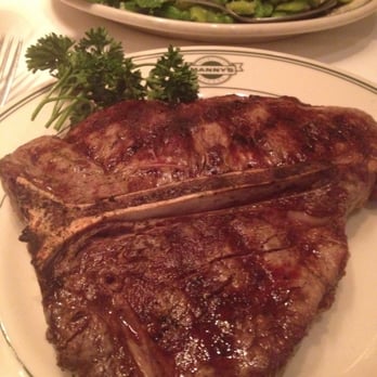 Manny's Steakhouse - Porterhouse steak - Steakhouses Near Me - Minneapolis, Minnesota Manny's Steakhouse - Porterhouse steak - Steakhouses Near Me - Minneapolis, Minnesota