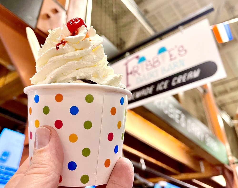 FRISBIE’S DAIRY BARN Updated 2024 51 Photos 1400 Park St, Hartford, Connecticut Ice