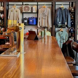 South Fork Lodge - Bar, coffee or beer... you choose