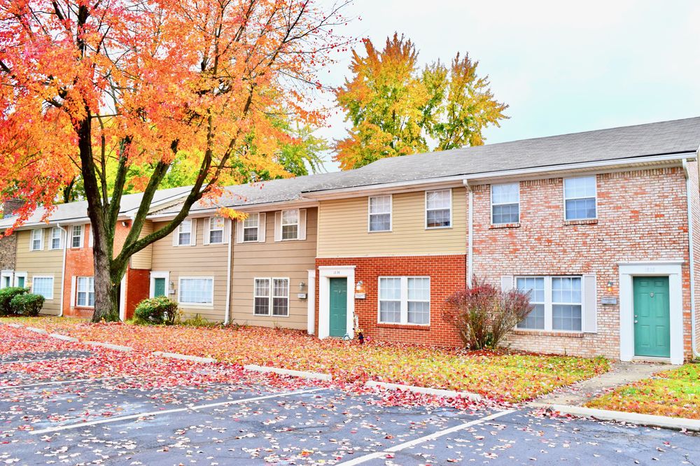 GLENVIEW APARTMENTS Updated July 2024 1201 Marlowe Dr, Clarksville