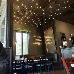 Skillet & Vine Bistro