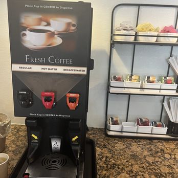 Kronborg Inn - Coffee and tea breakfast - Hotels Near Me - Solvang, California Kronborg Inn - Coffee and tea breakfast - Hotels Near Me - Solvang, California