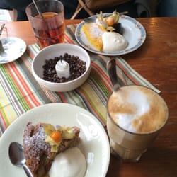 Karamellboden - LCHF äppelkaka och saffranspannkaka