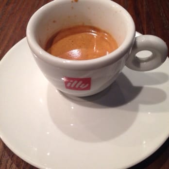 Levetto - Beautiful espresso - Italian Near Me - Thornhill, Ontario