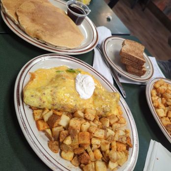 Egg Works - Bacon and avocado with pancakes - American Near Me - Henderson, Nevada Egg Works - Bacon and avocado with pancakes - American Near Me - Henderson, Nevada