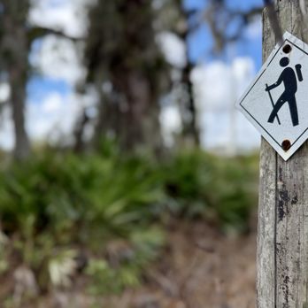 Little Manatee River Southfork Tract - Hiking signage - Parks Near Me - Duette, Florida Little Manatee River Southfork Tract - Hiking signage - Parks Near Me - Duette, Florida